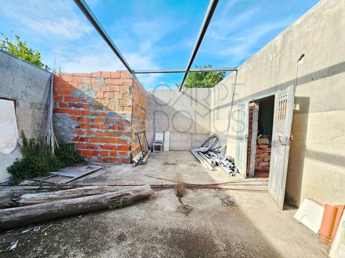 Image No.39-4 Bed House for sale