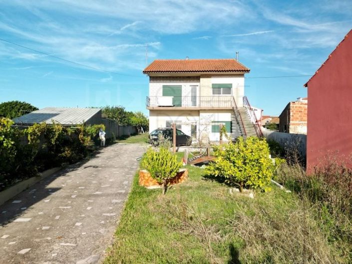 Image No.46-4 Bed House for sale