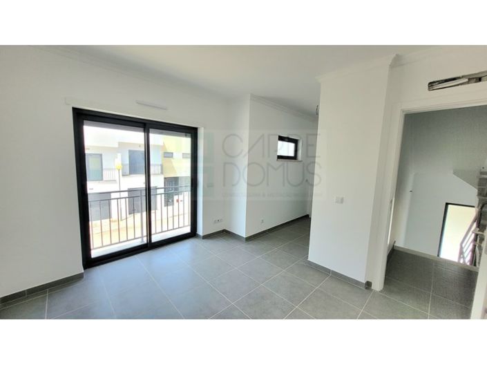 Image No.14-3 Bed House for sale