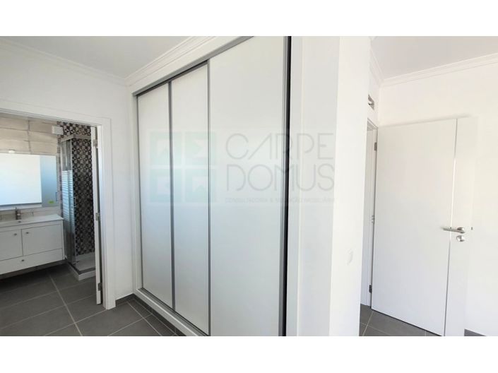 Image No.16-3 Bed House for sale