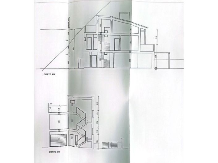 Image No.30-3 Bed House for sale