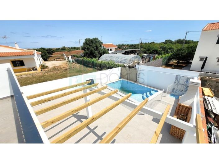 Image No.7-3 Bed House for sale