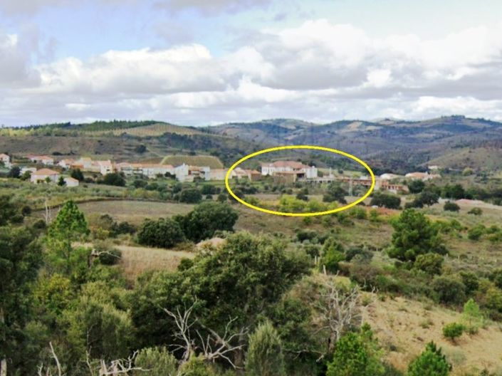 Image No.22-Ferme de 40 chambres à vendre à Mogadouro