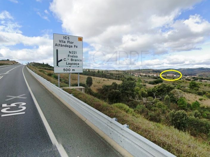 Image No.23-Ferme de 40 chambres à vendre à Mogadouro