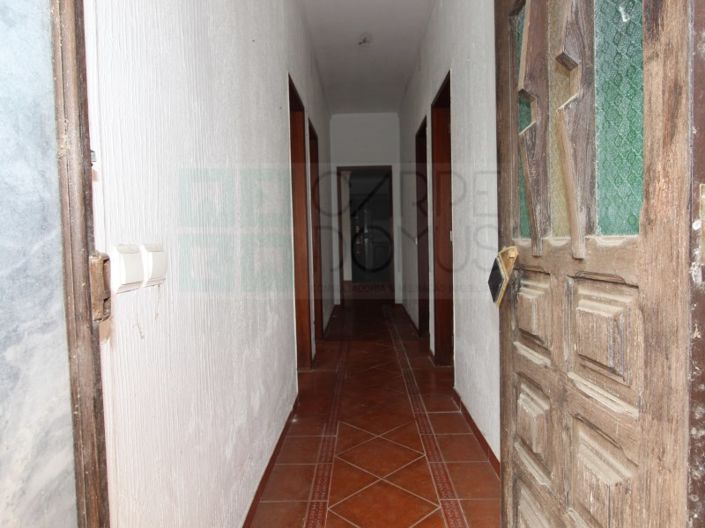 Image No.12-3 Bed House for sale
