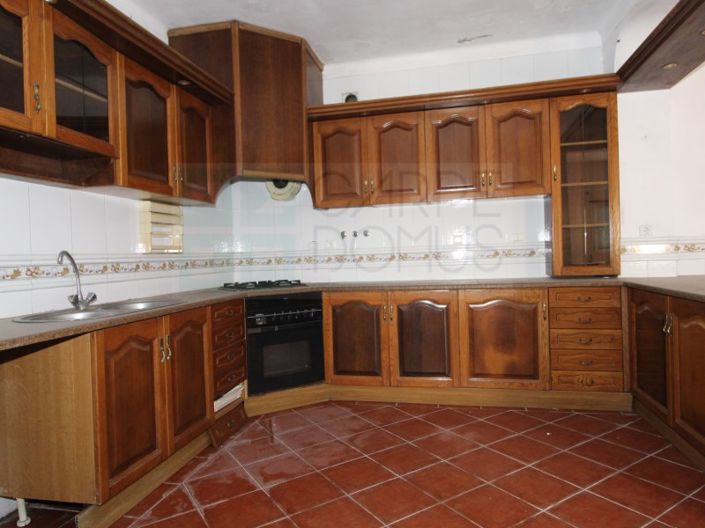 Image No.3-3 Bed House for sale