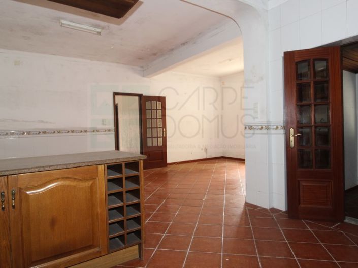 Image No.6-3 Bed House for sale