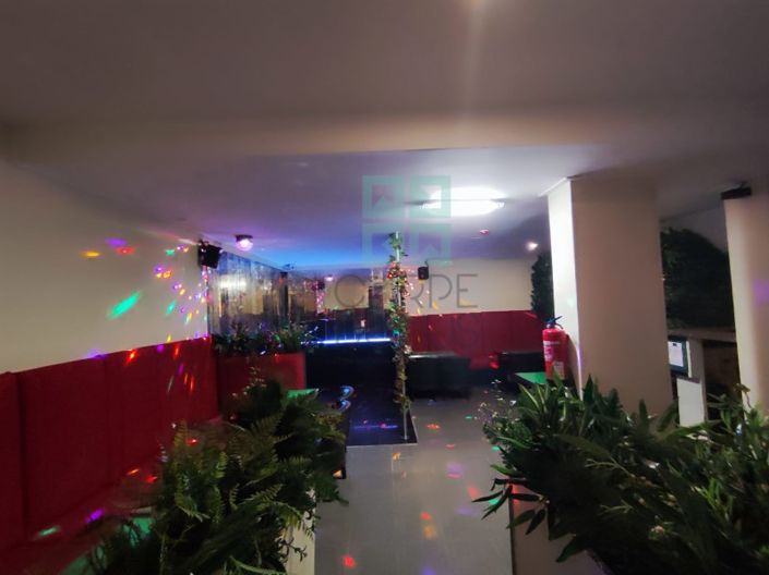 Image No.13-Bar for sale