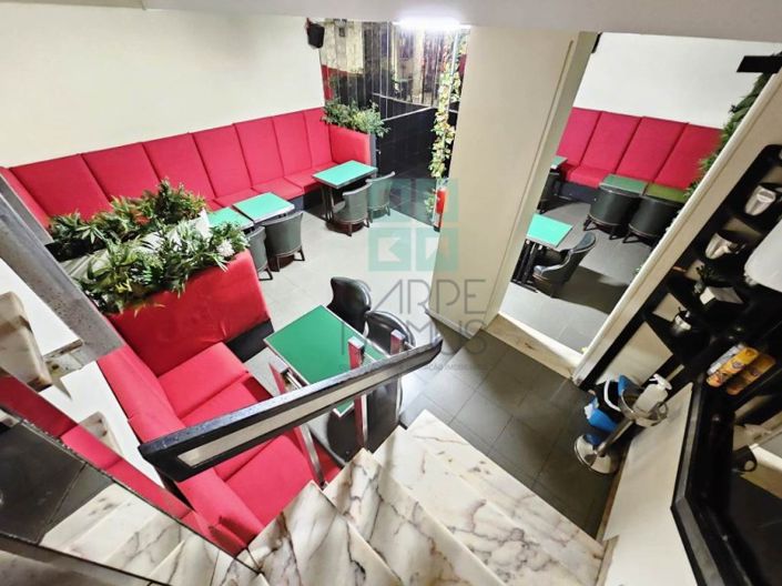 Image No.25-Bar for sale