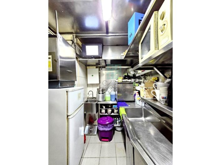 Image No.27-Bar for sale