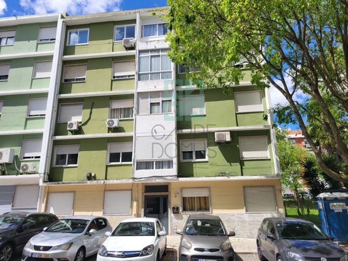 Image No.33-2 Bed Apartment for sale