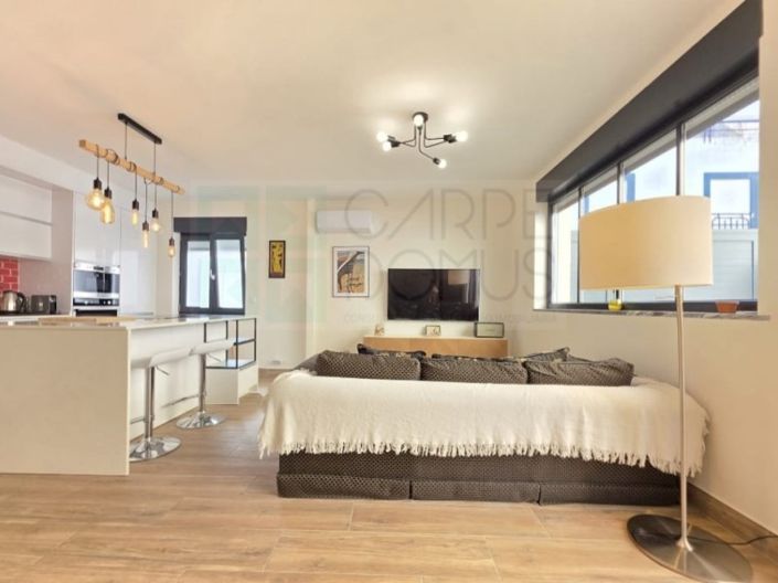 Image No.17-4 Bed House for sale