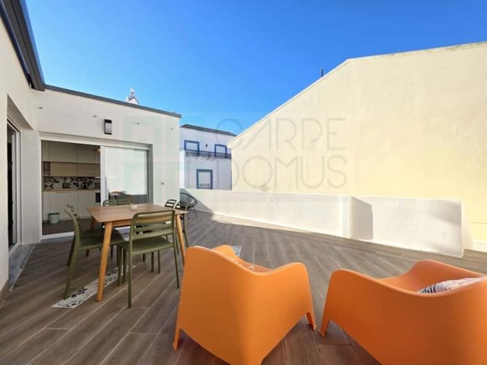 Image No.30-4 Bed House for sale