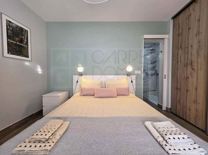 Image No.8-4 Bed House for sale