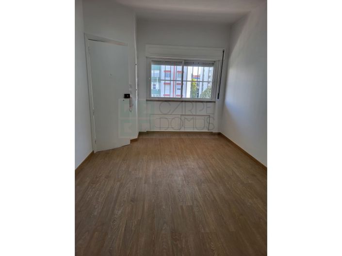 Image No.21-1 Bed Apartment for sale