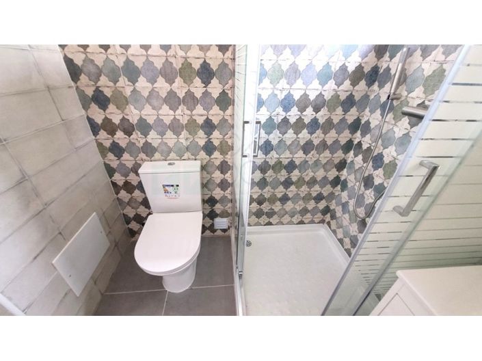 Image No.10-3 Bed House for sale