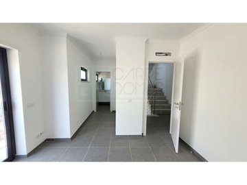 id970cb801-0000-0500-0000-000017d09e54