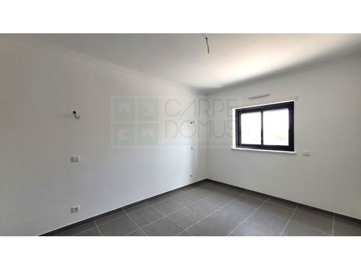 Image No.22-3 Bed House for sale