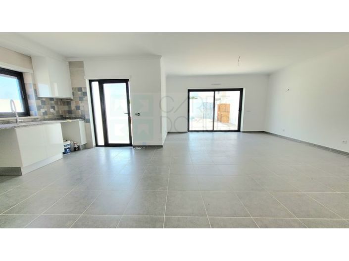 Image No.7-3 Bed House for sale