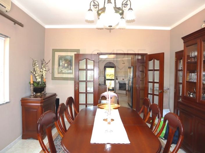 Image No.10-4 Bed Farmhouse for sale