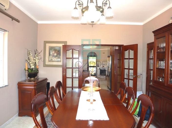 Image No.11-4 Bed House for sale