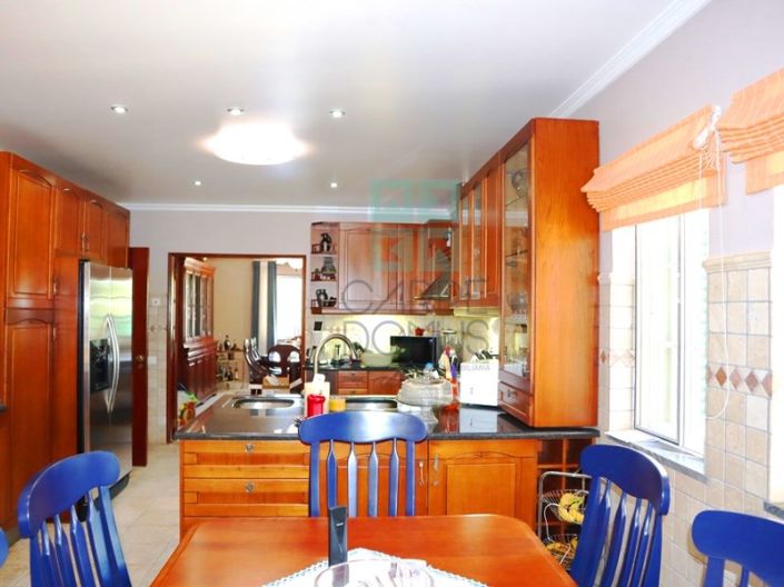 Image No.16-4 Bed House for sale