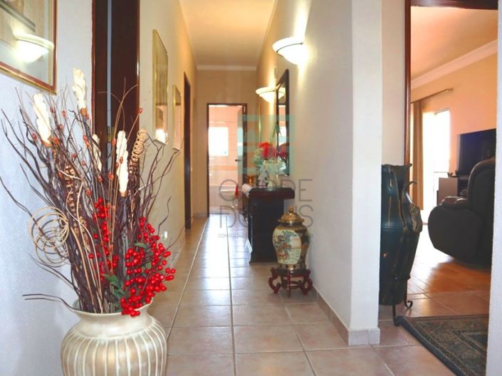 Image No.18-4 Bed House for sale