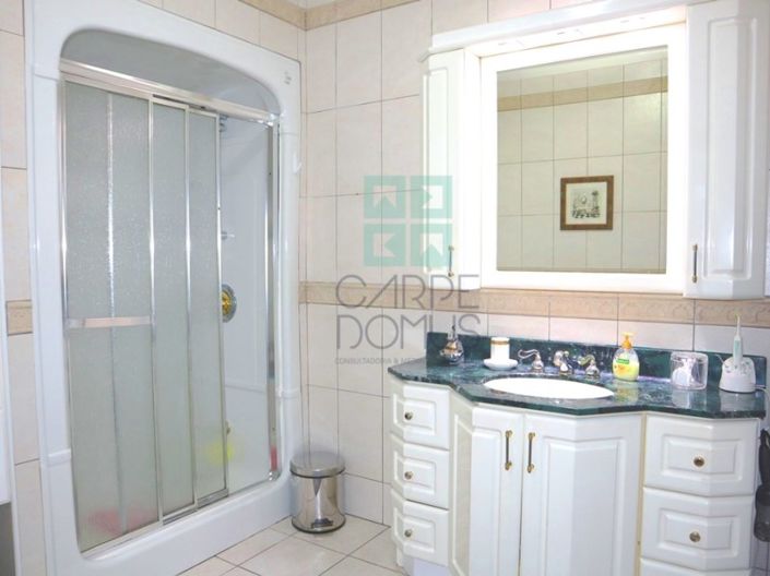 Image No.23-4 Bed House for sale