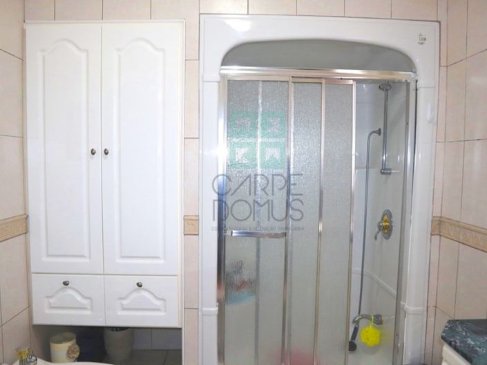 Image No.24-4 Bed House for sale