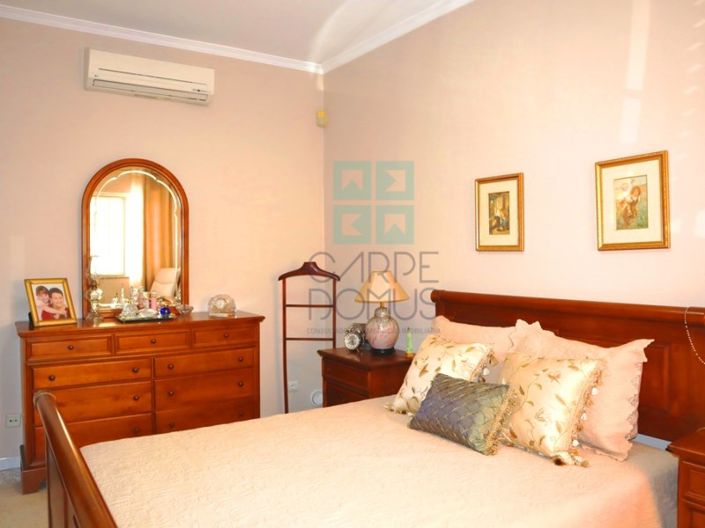Image No.33-4 Bed House for sale