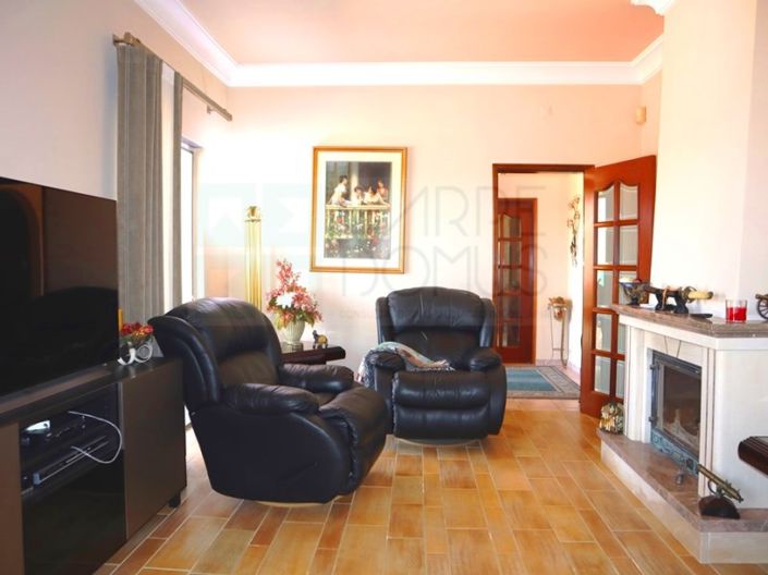 Image No.4-4 Bed Farmhouse for sale