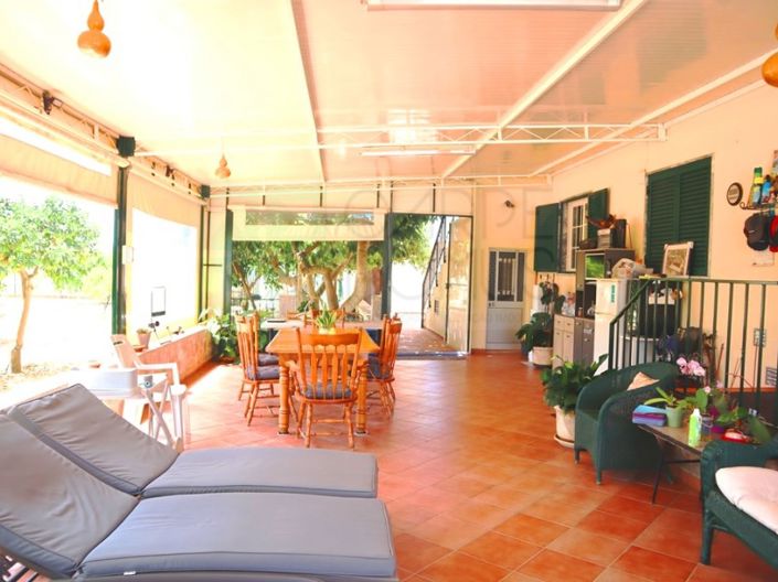 Image No.40-4 Bed Farmhouse for sale