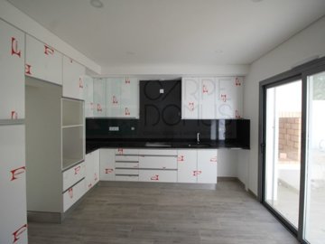 id08beb801-0000-0500-0000-000017ddf674