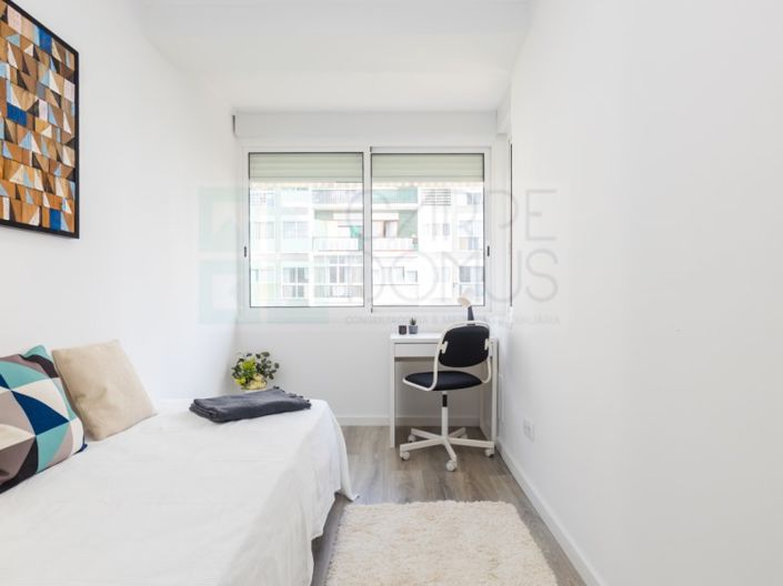 Image No.18-3 Bed Apartment for sale