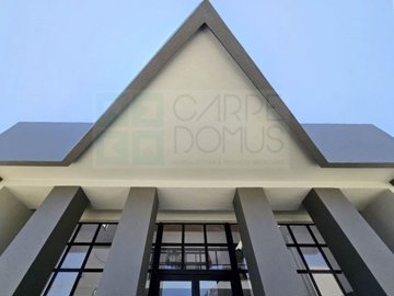 id9496ba01-0000-0500-0000-000018058370