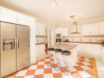 idf703bb01-0000-0500-0000-0000180f4112