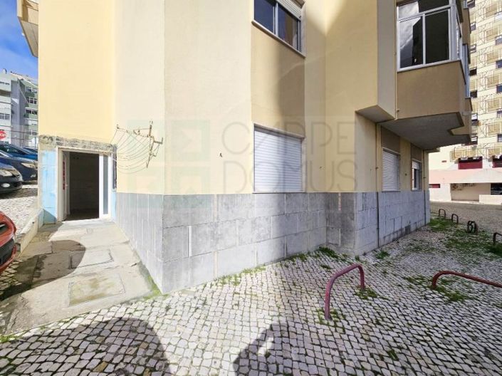 Image No.39-3 Bed Apartment for sale