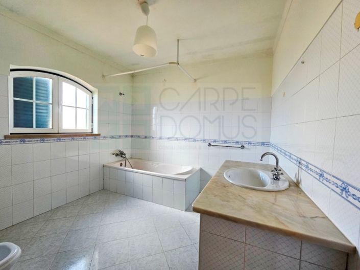 Image No.32-4 Bed House for sale