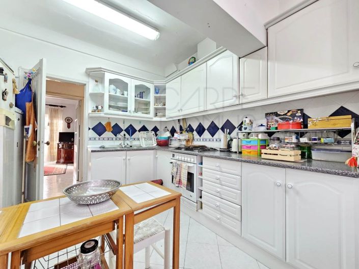 Image No.10-3 Bed Apartment for sale