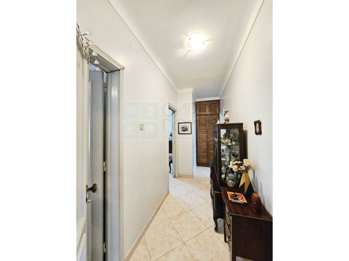 Image No.18-3 Bed Apartment for sale