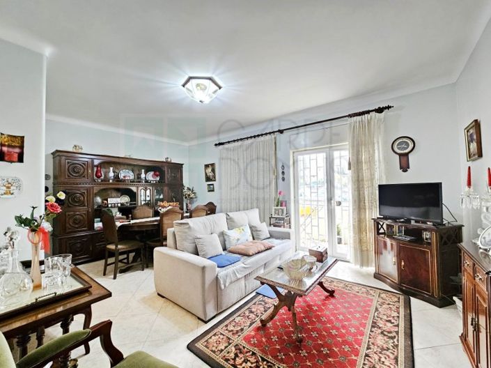 Image No.2-3 Bed Apartment for sale