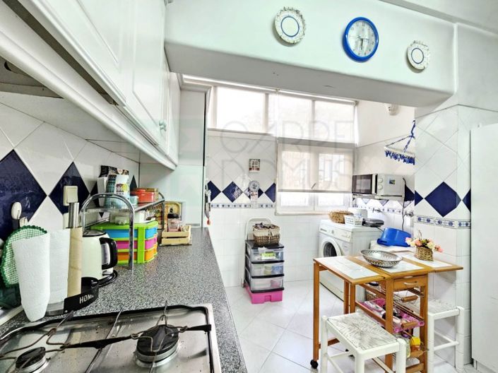 Image No.8-3 Bed Apartment for sale