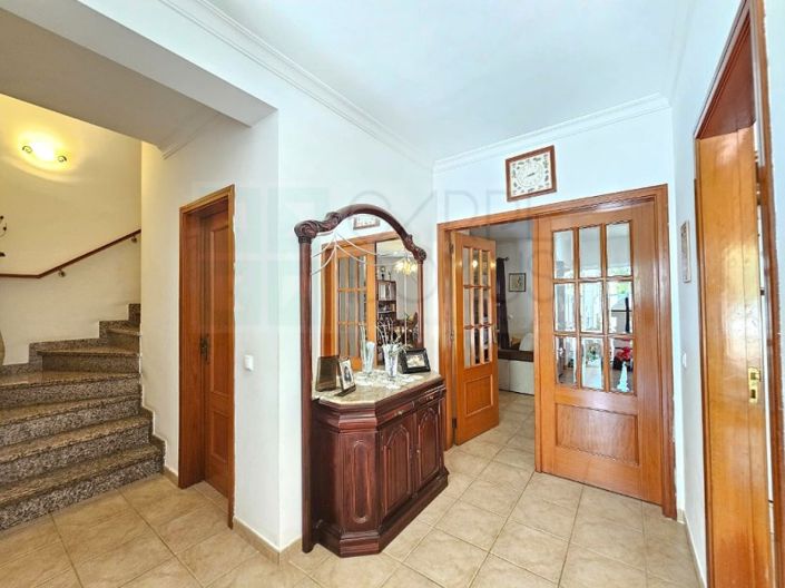 Image No.14-4 Bed House for sale