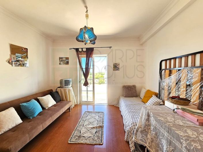 Image No.22-4 Bed House for sale