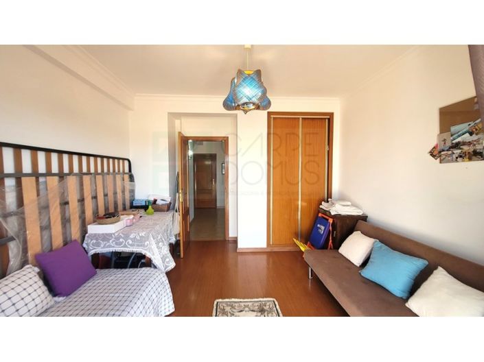 Image No.23-4 Bed House for sale