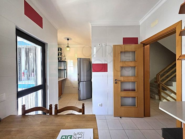 Image No.10-2 Bed House for sale