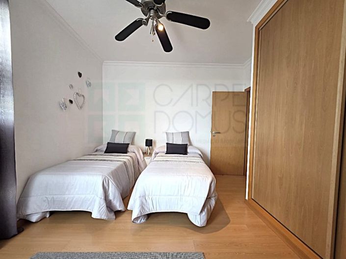 Image No.18-2 Bed House for sale