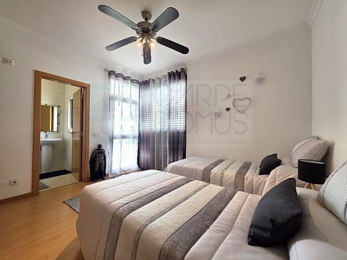 Image No.19-2 Bed House for sale