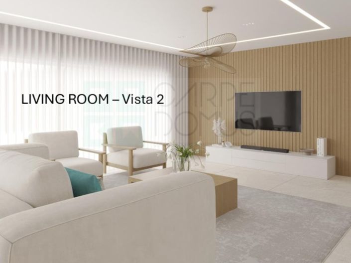 Image No.8-4 Bed House for sale