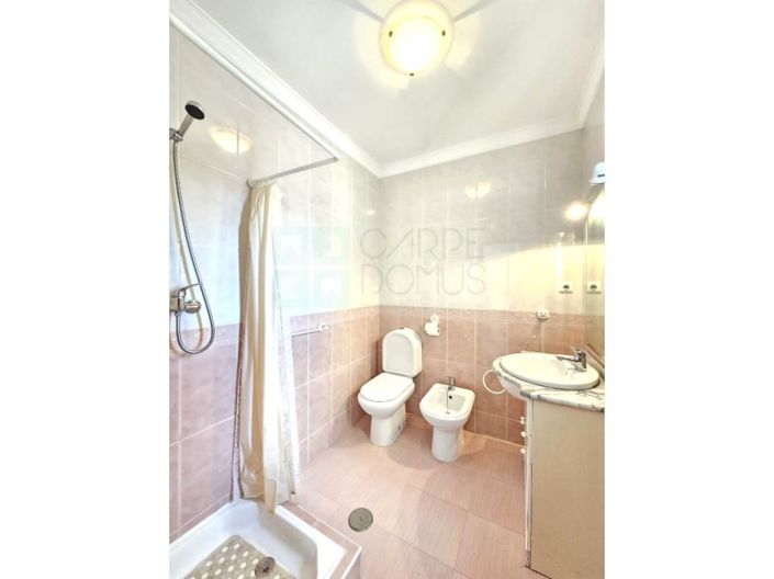 Image No.21-4 Bed House for sale